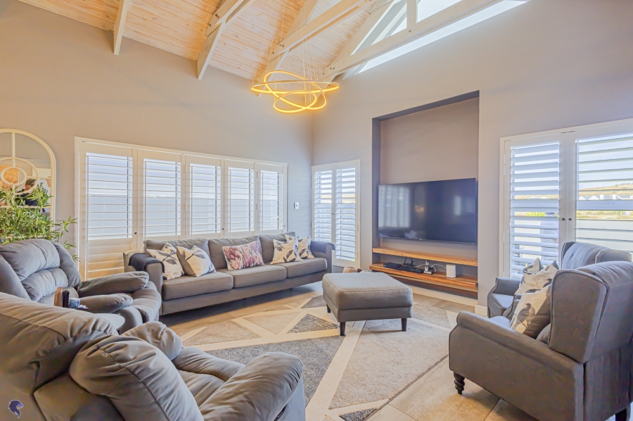 3 Bedroom Property for Sale in Calypso Beach Western Cape